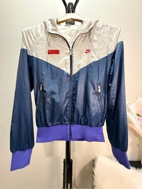 Nike Navy and White USA Patch Windbreaker Jacket Olympic